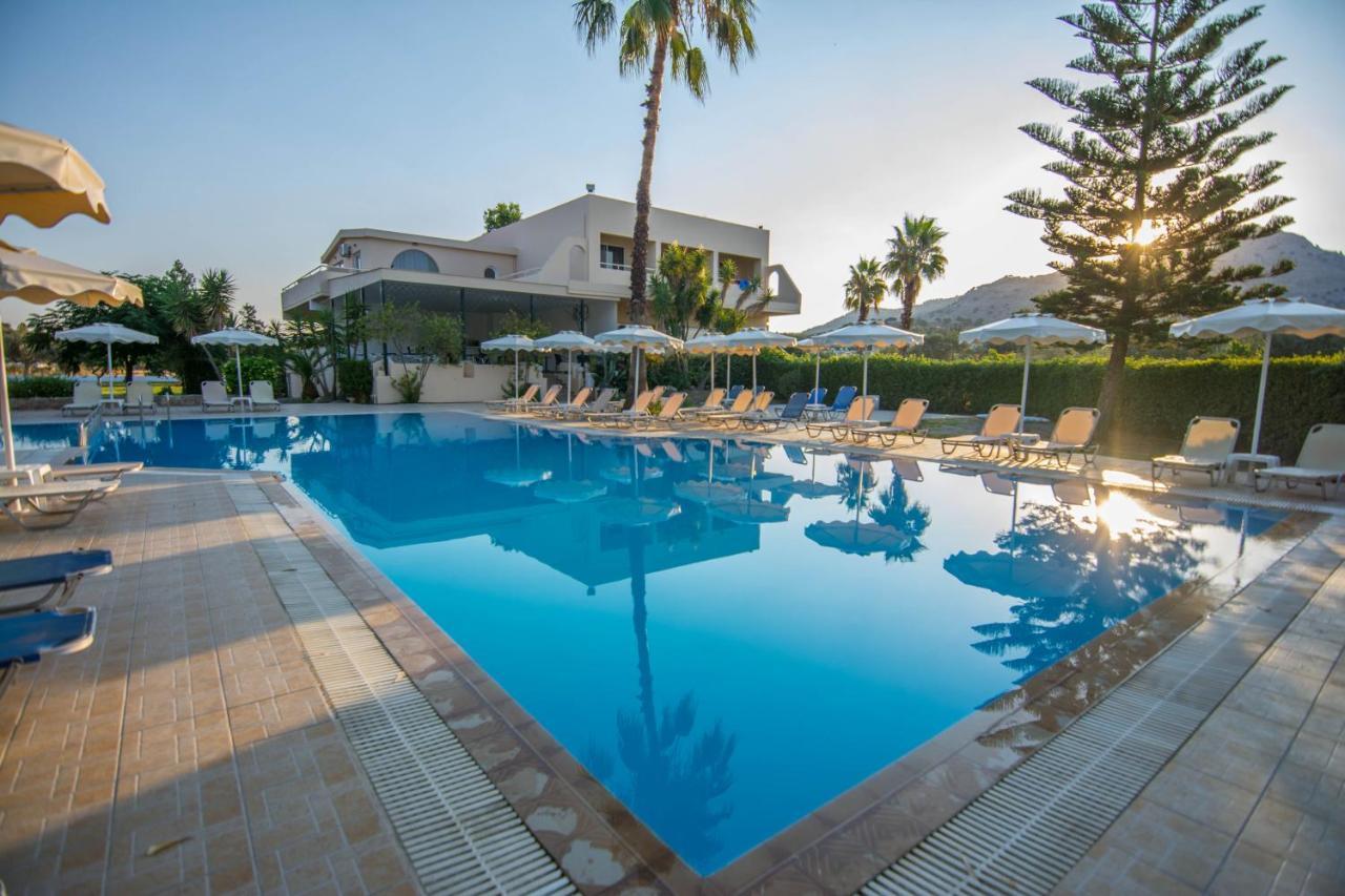 Olive Garden Hotel Лардос Екстериор снимка