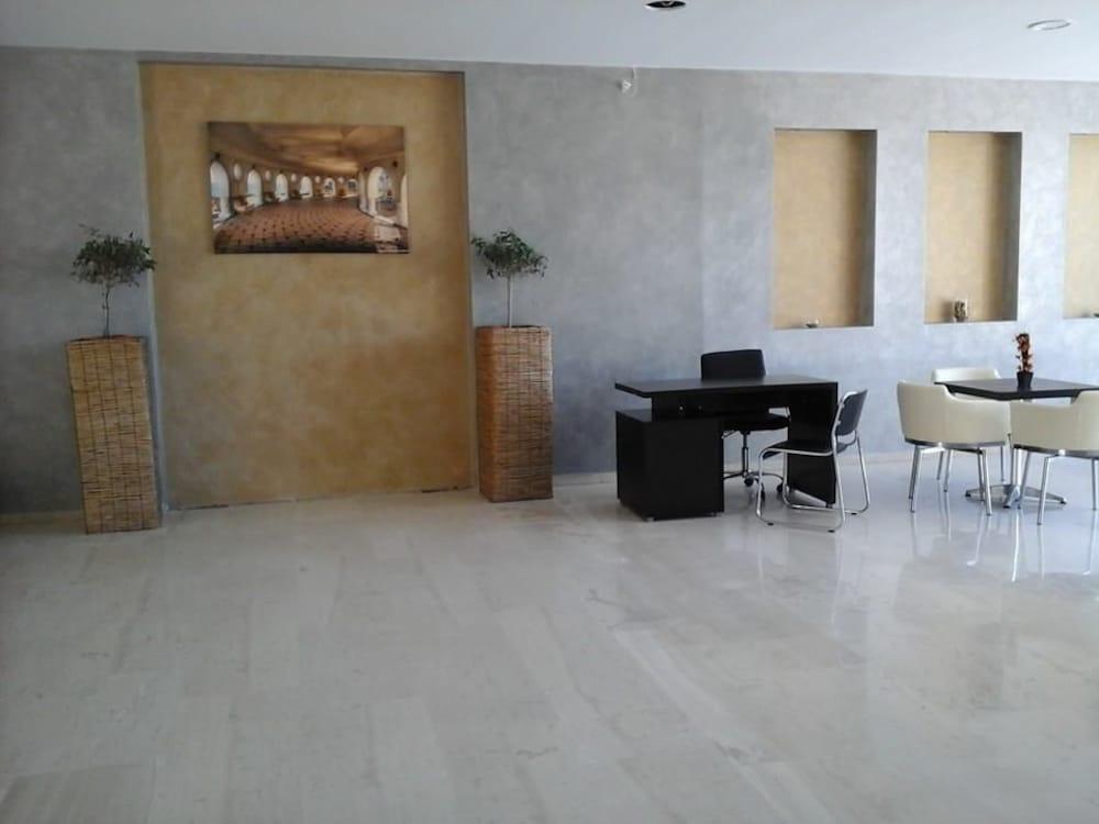 Olive Garden Hotel Лардос Екстериор снимка